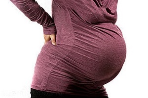 39 недель беременности болит спина