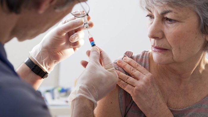 Сделать прививку можно в частных медицинских центрах